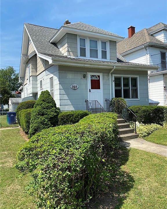 1st image of 202 Englewood Ave