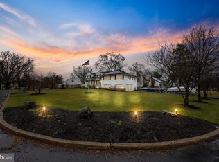 101 Devon Rd, Cinnaminson, NJ 08077