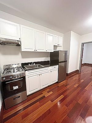 4th image of 1408 Madison Ave APT 2B