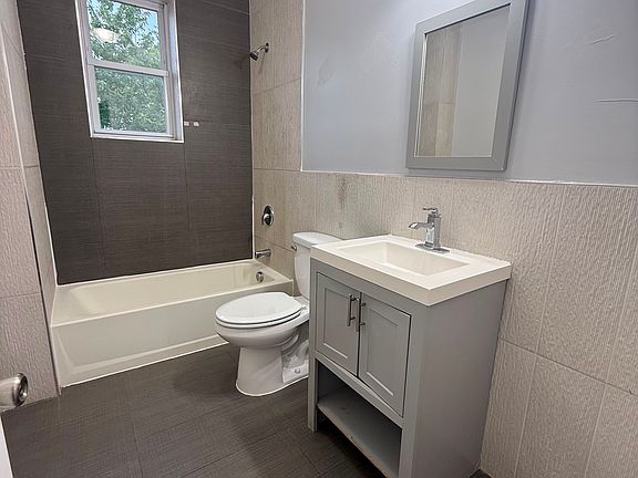 4th image of 175 Munn Ave #302C