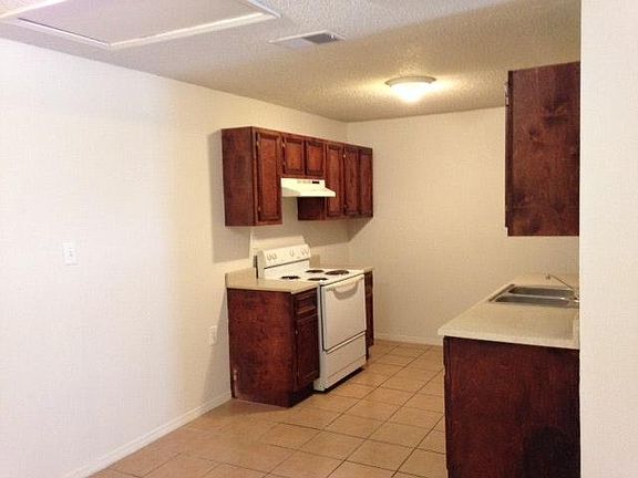 5th image of 7617 Windsor Oaks