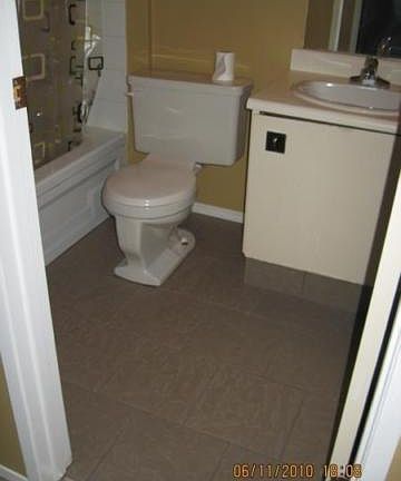 4th image of 420 Grier Ave NE #34