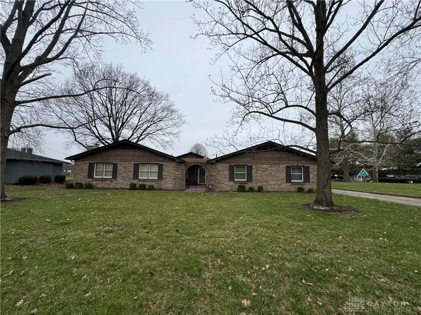 1070 Dubois Rd, Carlisle, OH 45005