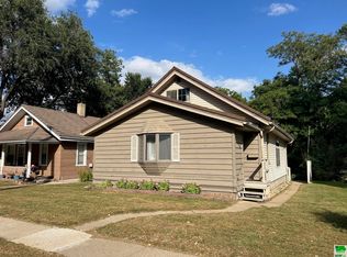 2906 Chambers St, Sioux City, IA 51104