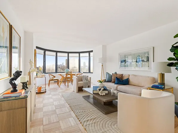 330 E 38th St APT 27A, New York, NY 10016