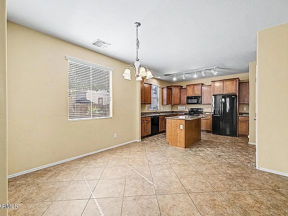 5th image of 4342 E Carla Vista Dr