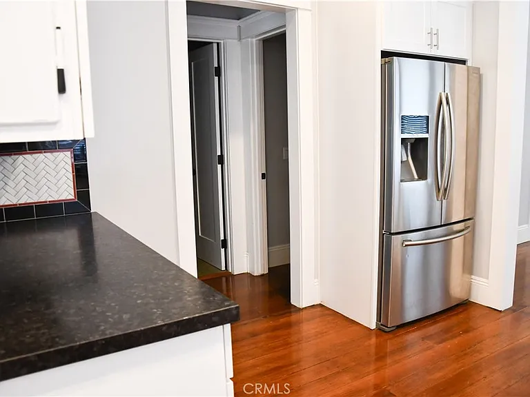 268 N Grand St — Photo 21