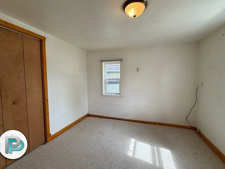 5288 Shore Dr — Photo 8