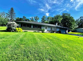 3263 Golden Prairie Ave, Rockford, IL 61109