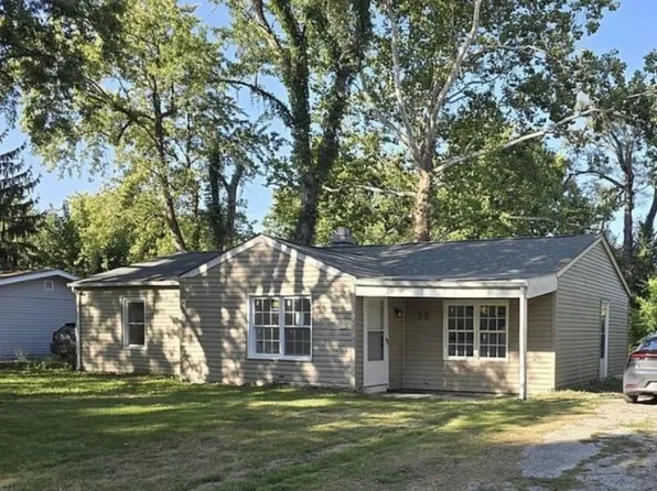 32 Drexel Dr, Cahokia, IL 62206