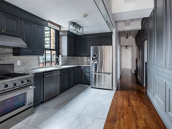 4th image of 36 Laight St #Phb