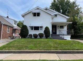 1053 W 32nd St, Erie, PA 16508