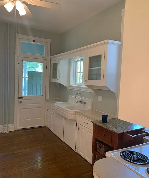 558 S Hanover St #1 — Photo 17