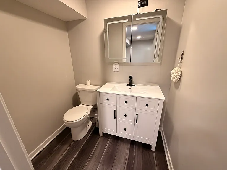 3627 Spring St — Photo 35