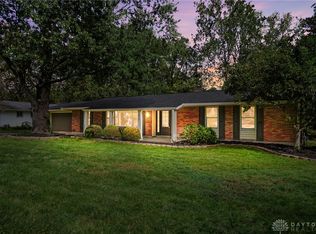 2427 Portage Path, Bellbrook, OH 45305