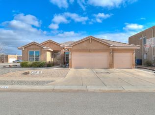 7616 Via De Calma NE, Albuquerque, NM 87113