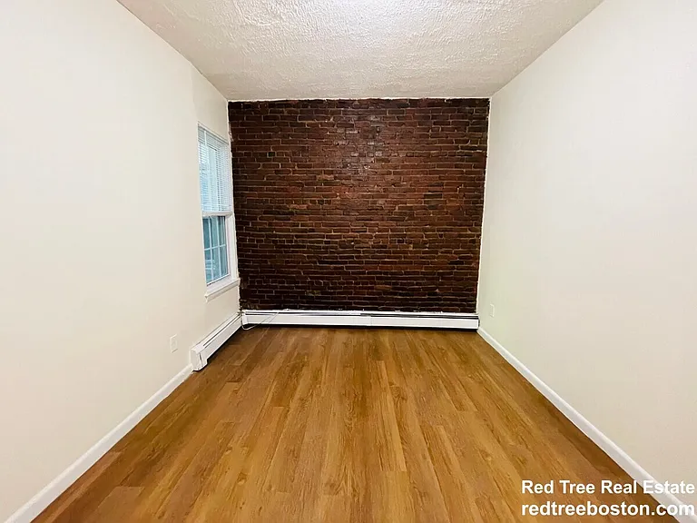 62 S Huntington Ave #4 — Photo 4