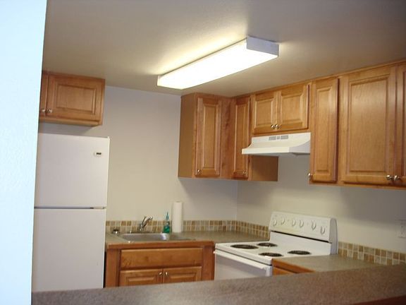 3rd image of 10413 12th Avenue Ct S