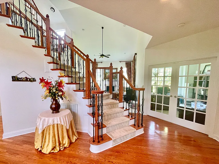 center stairs
