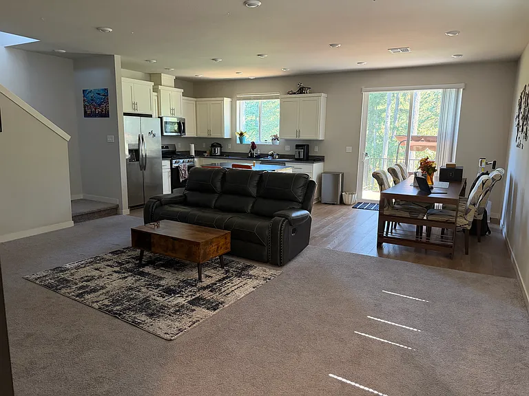 23640 SW Vermillion Dr — Photo 2