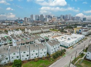 2136 Dennis St, Houston, TX 77004