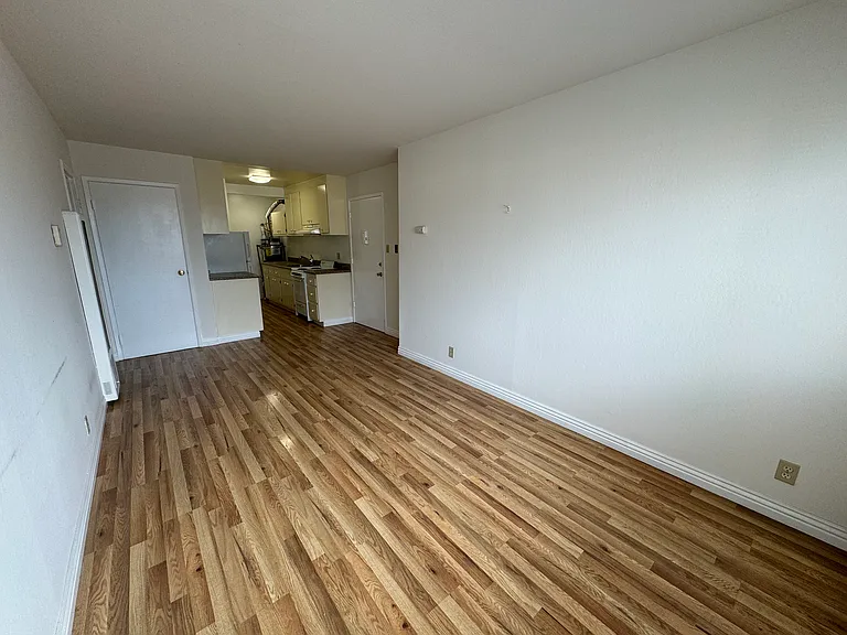 2826 Telegraph Ave — Photo 13