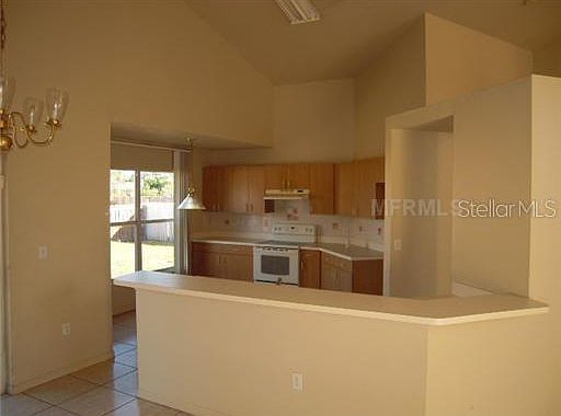 4th image of 905 English Oaks Ct
