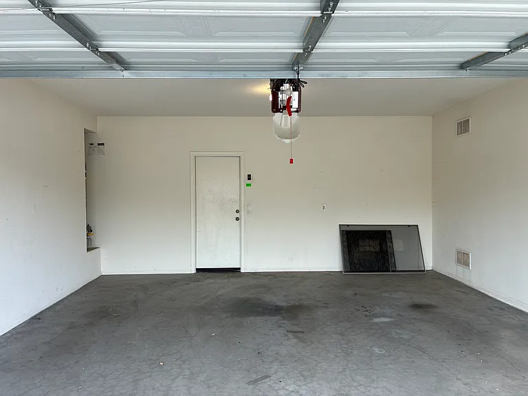 2217 W Steed Rdg — Photo 44