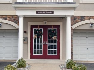 8 Cliff Rd APT B2, Little Falls, NJ 07424