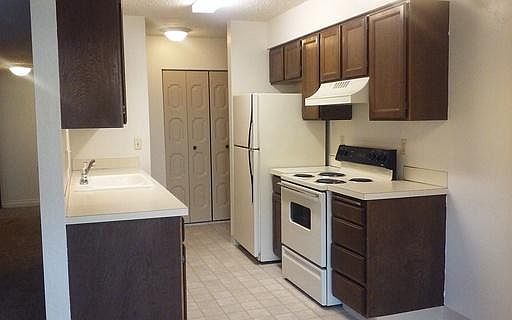 Kitchen Cedars Apartments