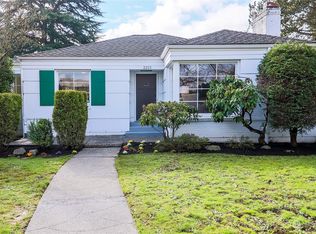 2215 E Lake Washington Blvd, Seattle, WA 98112