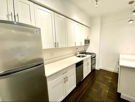 Rented by Douglas Elliman | media 6