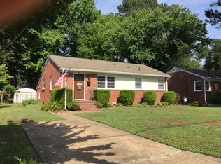 617 Redheart Dr, Hampton, VA 23666