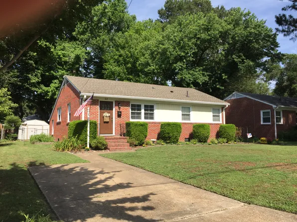 617 Redheart Dr, Hampton, VA 23666