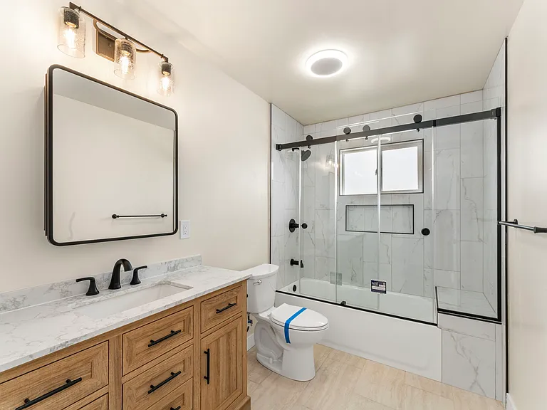 3288 Logan Ave #1 — Photo 15