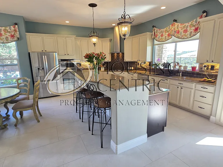 1323 Souza Dr — Photo 14