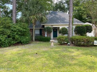 7360 Ahi Dr, Diamondhead, MS 39525
