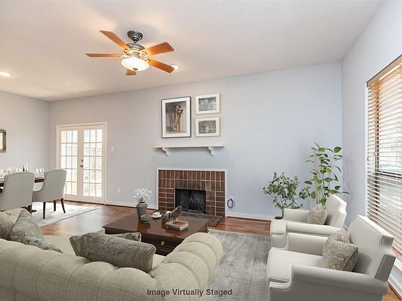 4th image of 2601 Augusta Dr APT 13