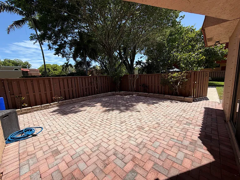 8273 Severn Dr #D — Photo 5