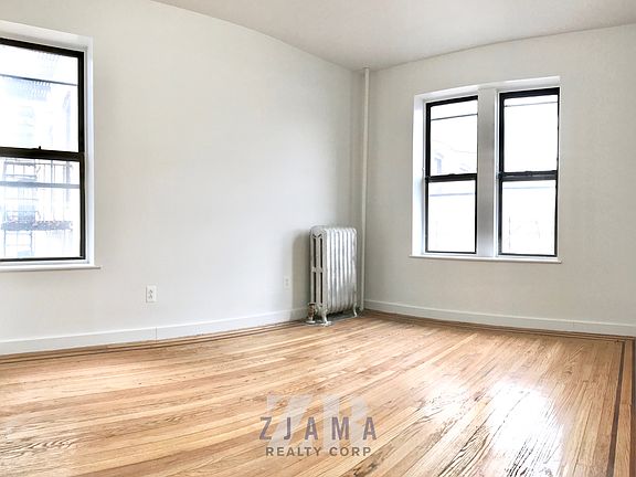 3rd image of 8678 Bay Pkwy APT C4