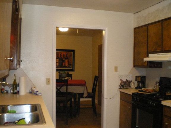5th image of 2809 Sandalwood Ln
