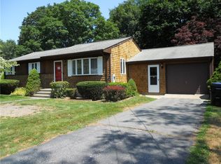 24 Maize Corn Rd, Portsmouth, RI 02871