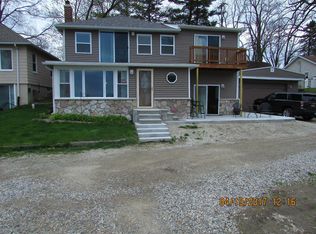 3657 Conrad Rd, Brighton, MI 48116