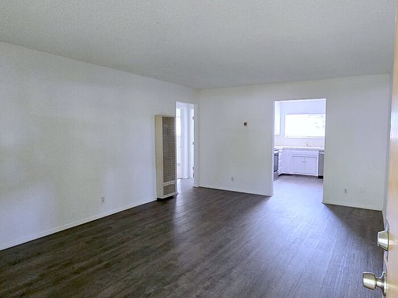 5th image of 2404 Hurley Way APT 3