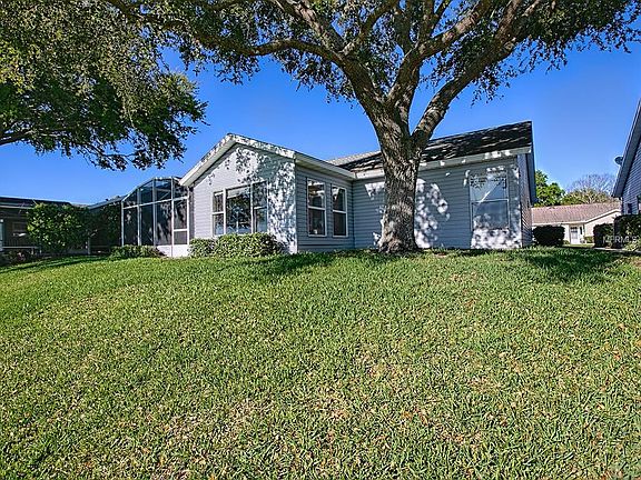 4th image of 25119 Navel Ave