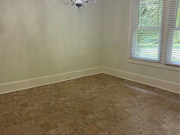 4th image of 2187 Hickory Tree Rd