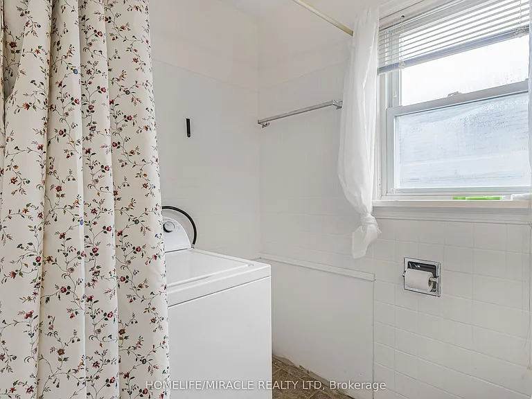 3318 Sinnicks Ave — Photo 41