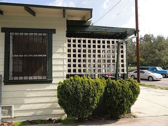 2nd image of 1625 Glendale Blvd