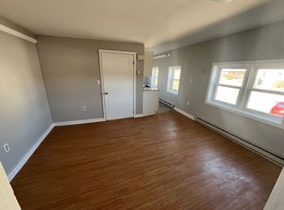 89 Sutton St #C, Northbridge, MA 01534