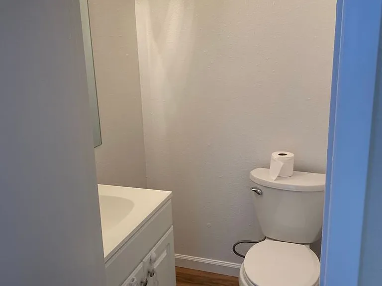 335 Cedar St — Photo 4